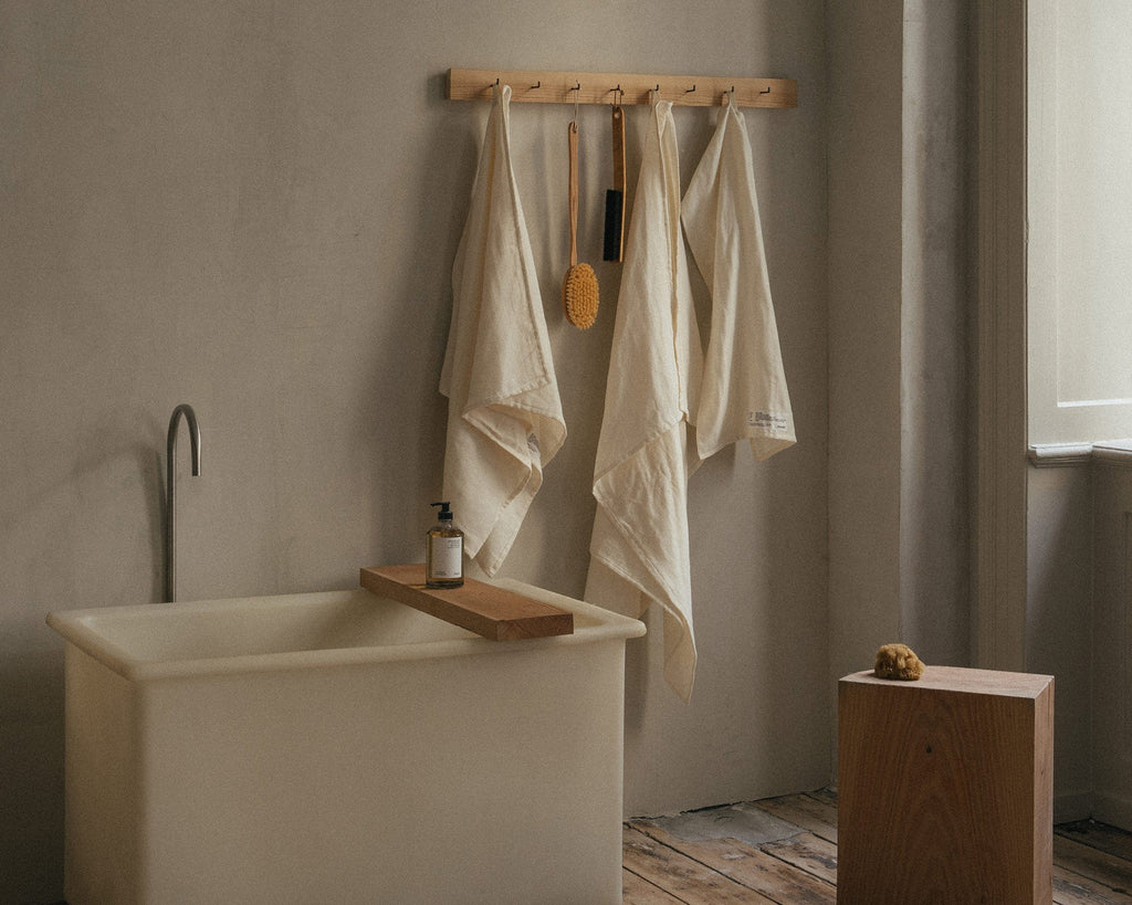 FRAMA - Light Towel | Bone White | Bath Sheet Frama