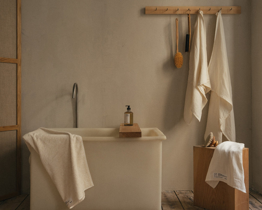 FRAMA - Light Towel | Bone White | Bath Towel Frama