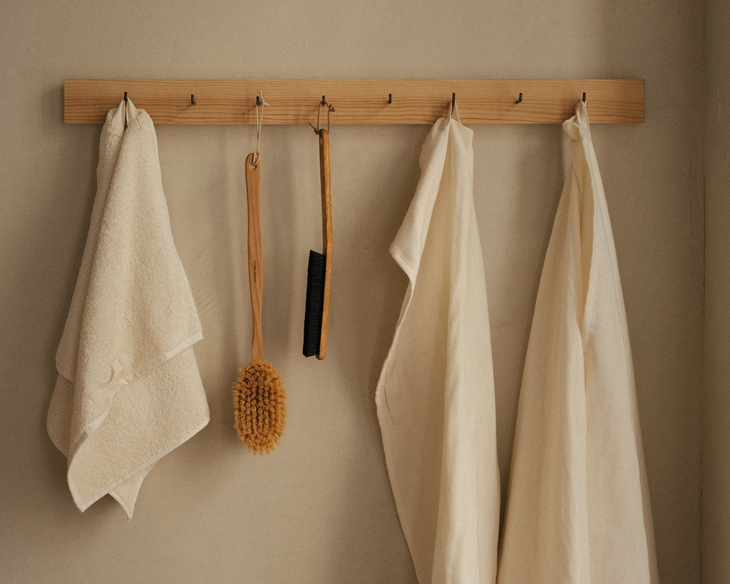 FRAMA - Light Towel | Bone White | Bath Towel Frama