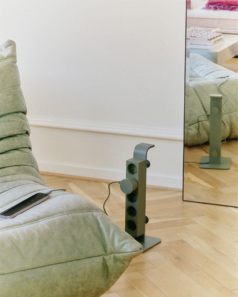Power Beam 5 meters - Mossy Green Pedestal