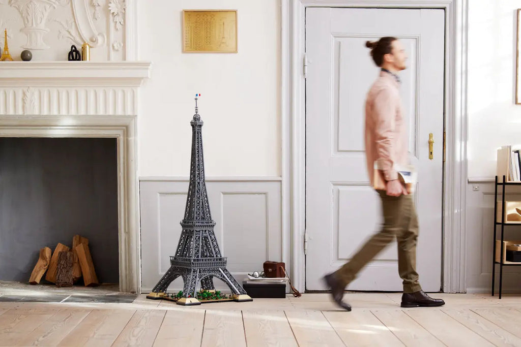 Lego Eiffel tower 